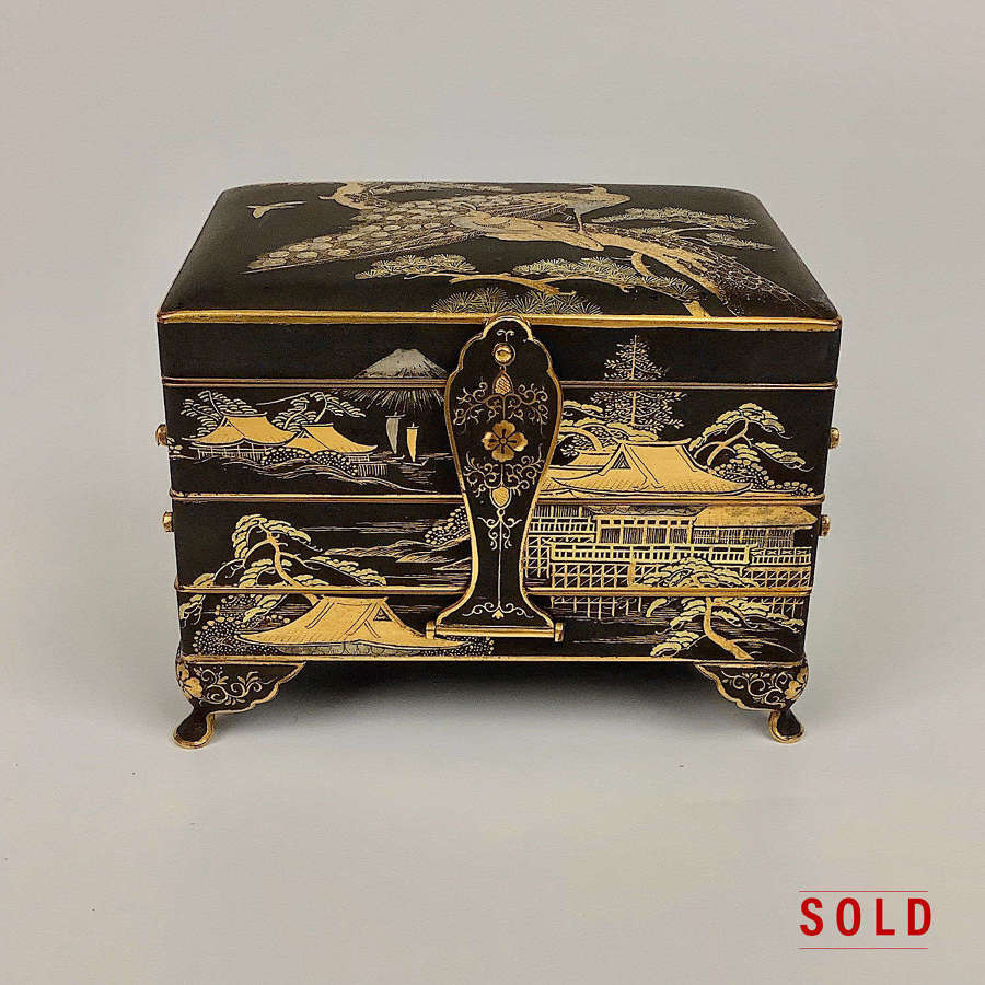 Japanese iron box signed Fujii Yoshitoyo Damascene Co. Meiji period