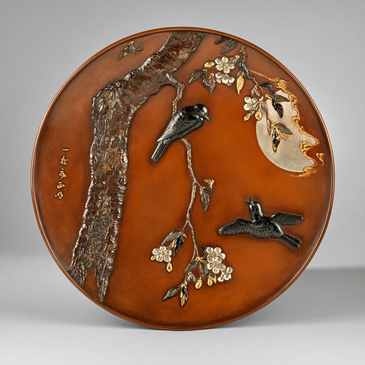 Japanese inlaid bronze dish signed Isshosai Masaaki Meiji period