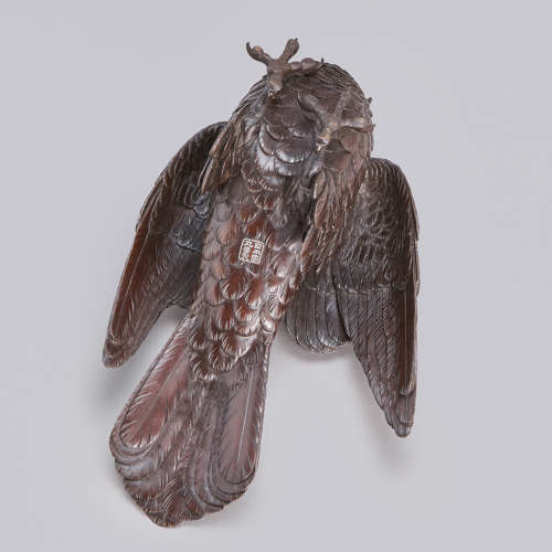Japanese bronze hawk signed Maruki Meiji period