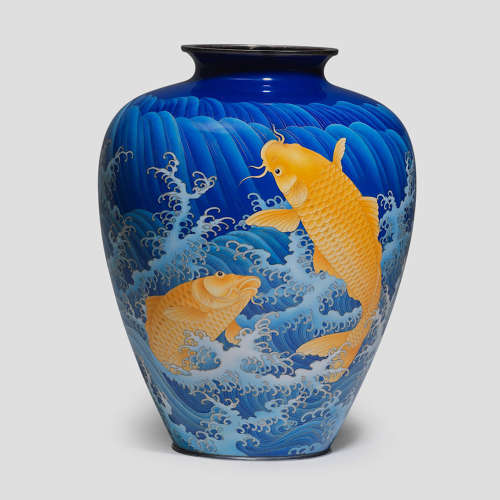 Japanese cloisonné vase with koi carps signed Ando Jubei Taishō period