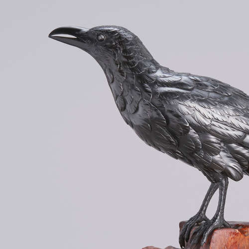 Japanese bronze crow on a wood tree stump signed Mitani, Meiji period