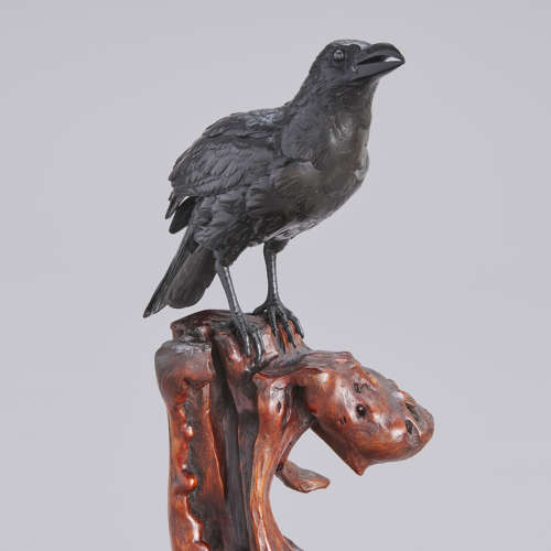 Japanese bronze crow on a wood tree stump signed Mitani, Meiji period