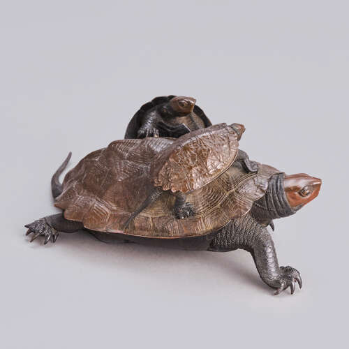 Japanese bronze group of three turtles signed Nogami Ryūki Meiji period