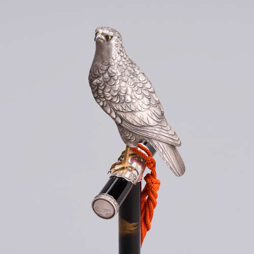 Japanese silver hawk on a black lacquer stand signed Nakano Bikai Taishō period