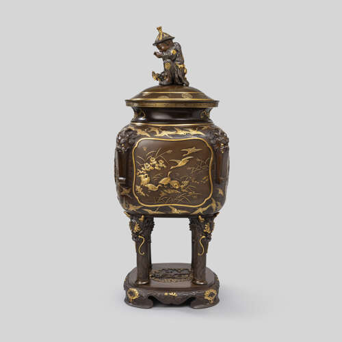 Japanese bronze incense burner signed Miyao Eisuke Meiji period
