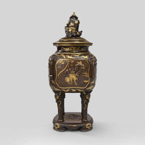 Japanese bronze incense burner signed Miyao Eisuke Meiji period