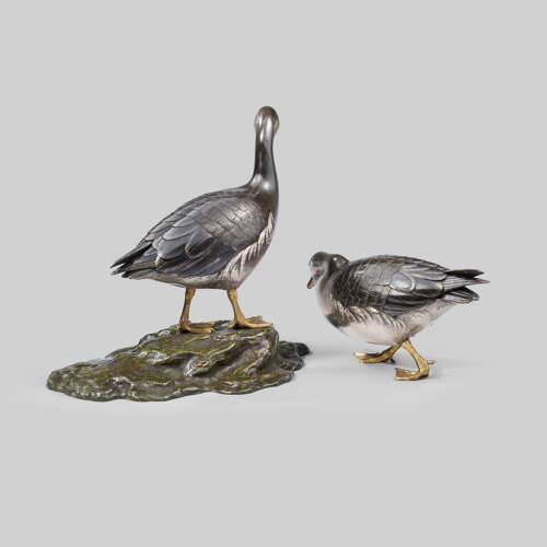 Japanese pair of shibuichi geese signed Yamazaki Seimei Shōwa period c.1940.