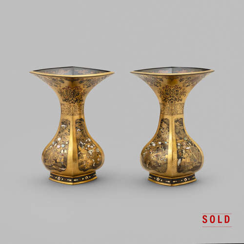 Japanese pair of gold lacquered vases with Shibayama inlays late Meiji period
