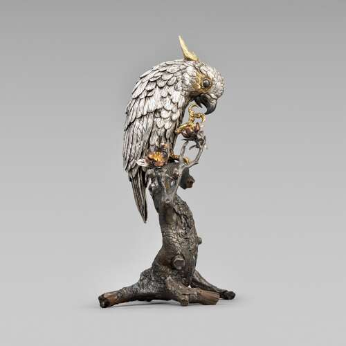 Japanese silver cockatoo signed Suzuki Chōkichi with mark Kiryū Kōshō Kaisha Meiji period