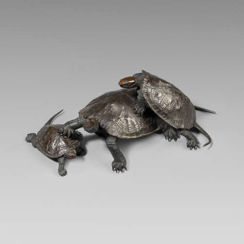 Japanese bronze group of three turtles signed Suiraku Meiji period